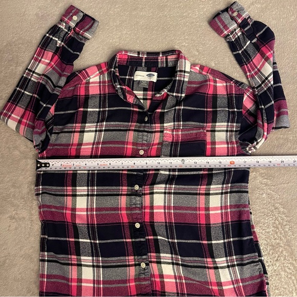 Old Navy Pink and Black Plaid Shirt - Picture 4 of 11